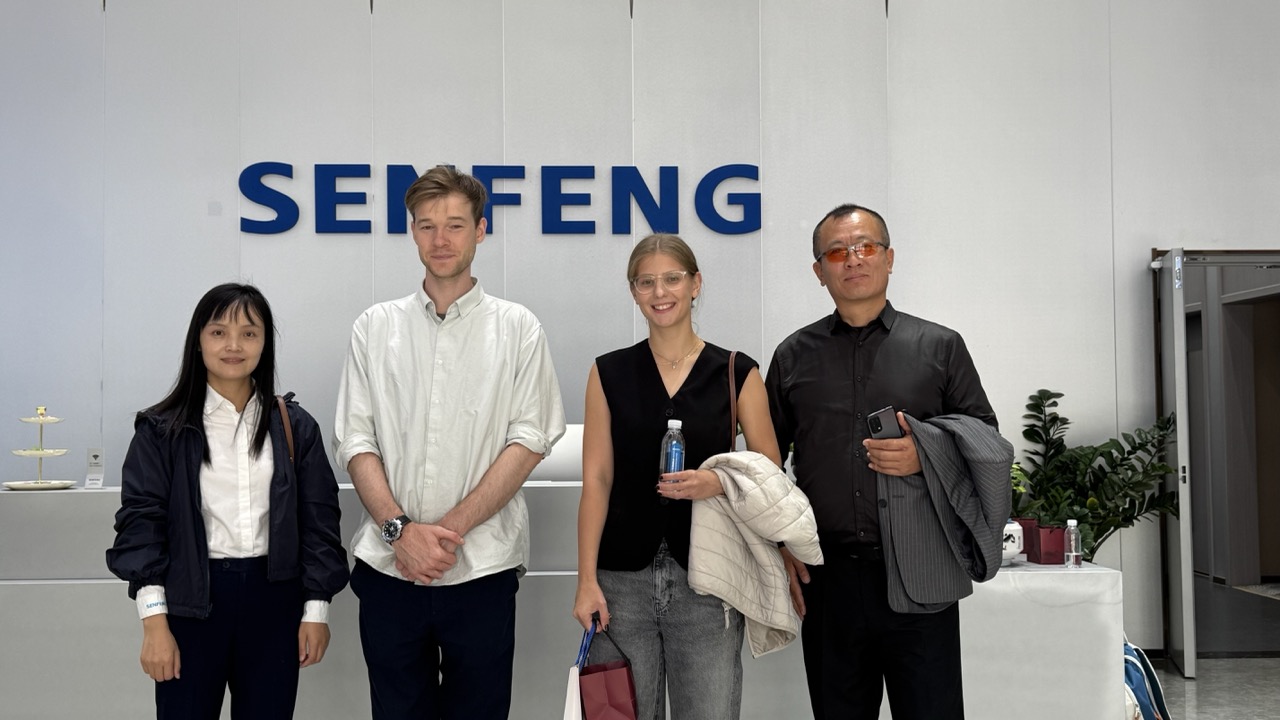 Команда Tech Nomad на производстве